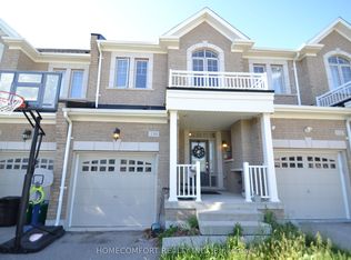 110 Radial Dr, Aurora, ON L4G 0Z8