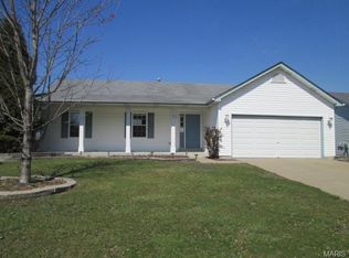 8 Larchmont Ct, Saint Peters, MO 63376