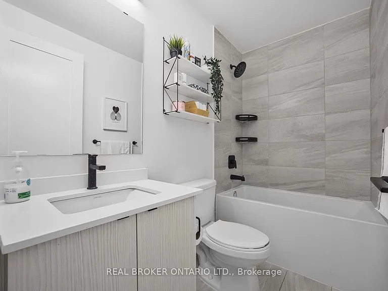 2369 Danforth Ave #210 — Photo 24