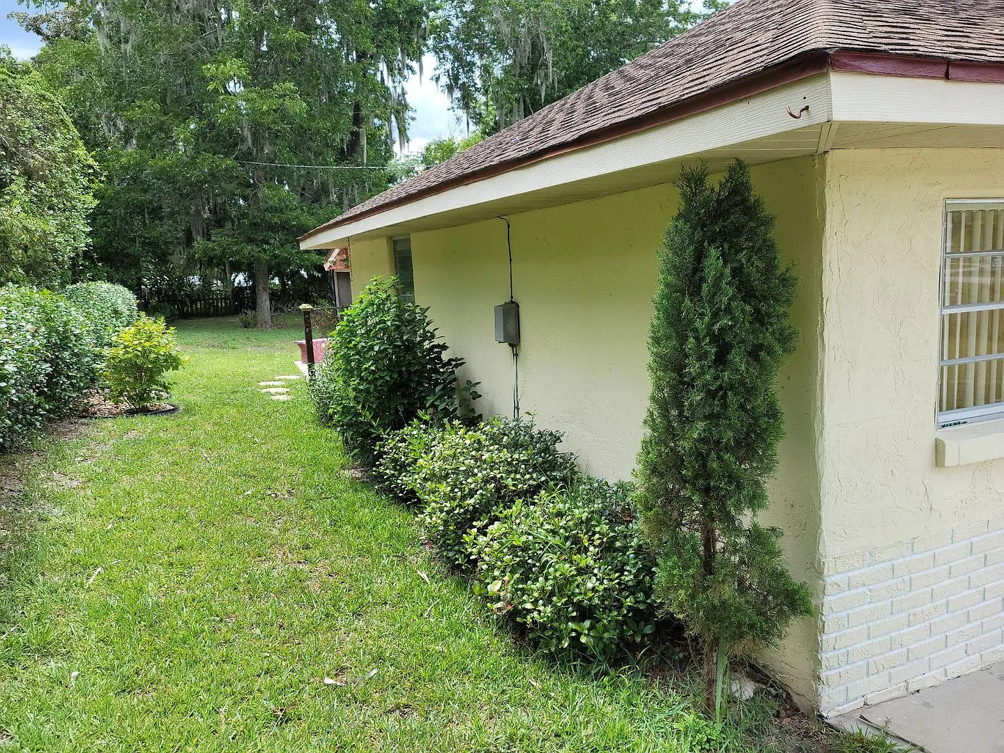 Beautiful 3 Bedroom, 1 Bathroom in Belleview near Lake Lillian ... — Photo 2