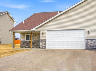 405 E Cheyenne St, Roberts, WI 54023