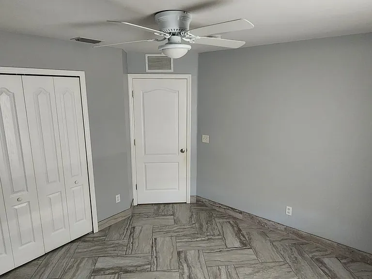 2204 Nelson Rd N — Photo 8