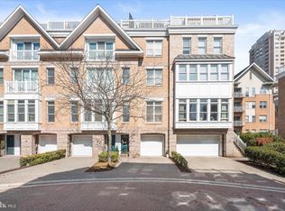 1220 Harbor Island Walk, Baltimore, MD 21230