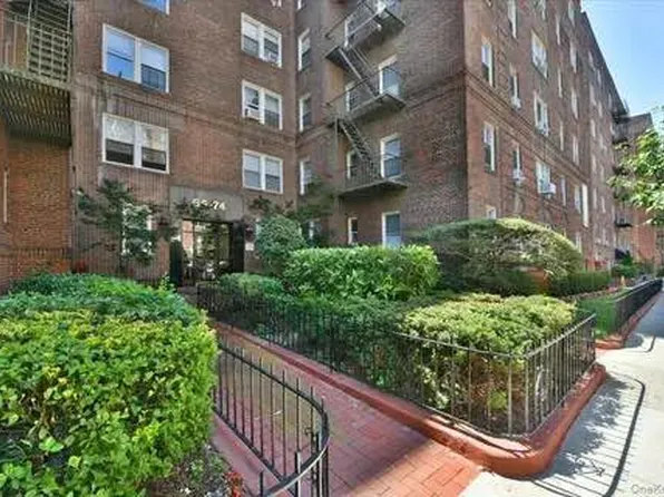 65-74 Saunders Street image 1 of 5