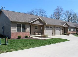 107 E State St UNIT B2, Mahomet, IL 61853