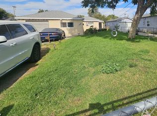 543 W Raymond St, Compton, CA 90220