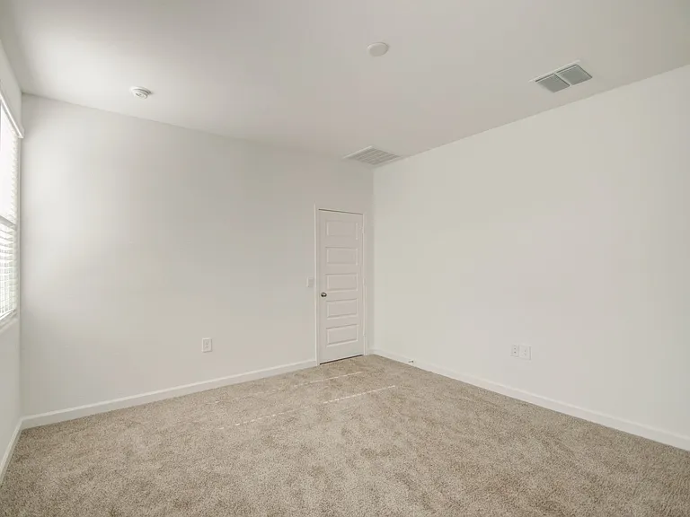 1749 W Stealth Ave — Photo 11