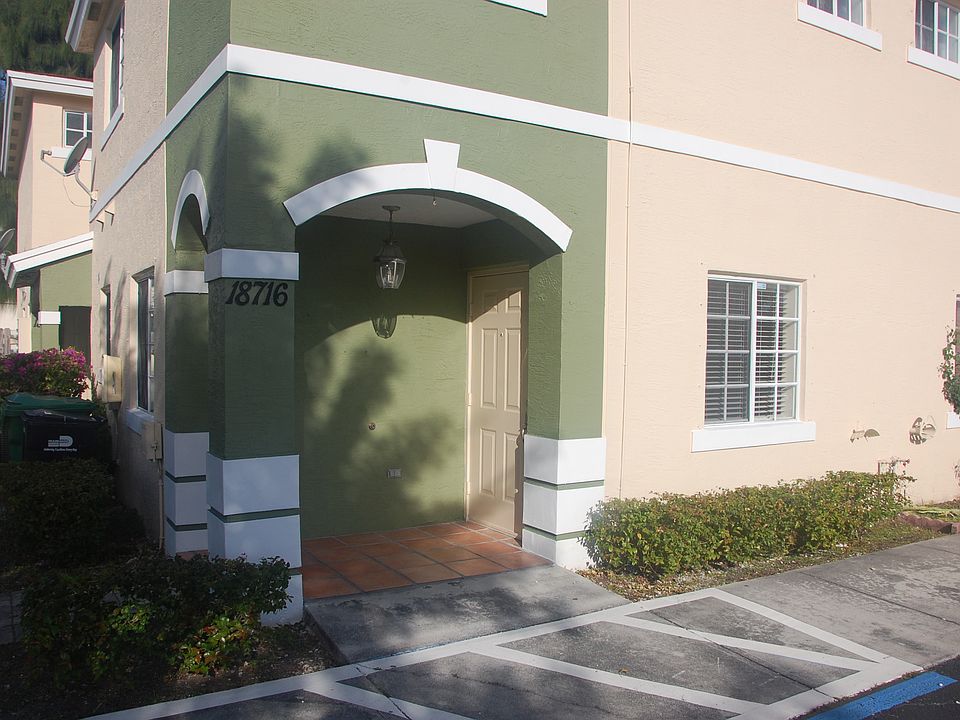 1st image of 18716 SW 100th Ave #0