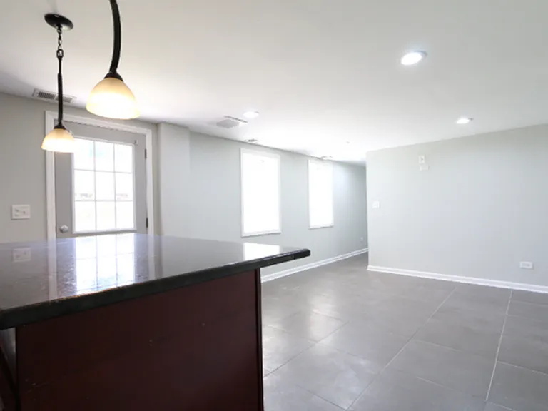 2002 W Cullerton St #1G — Photo 7