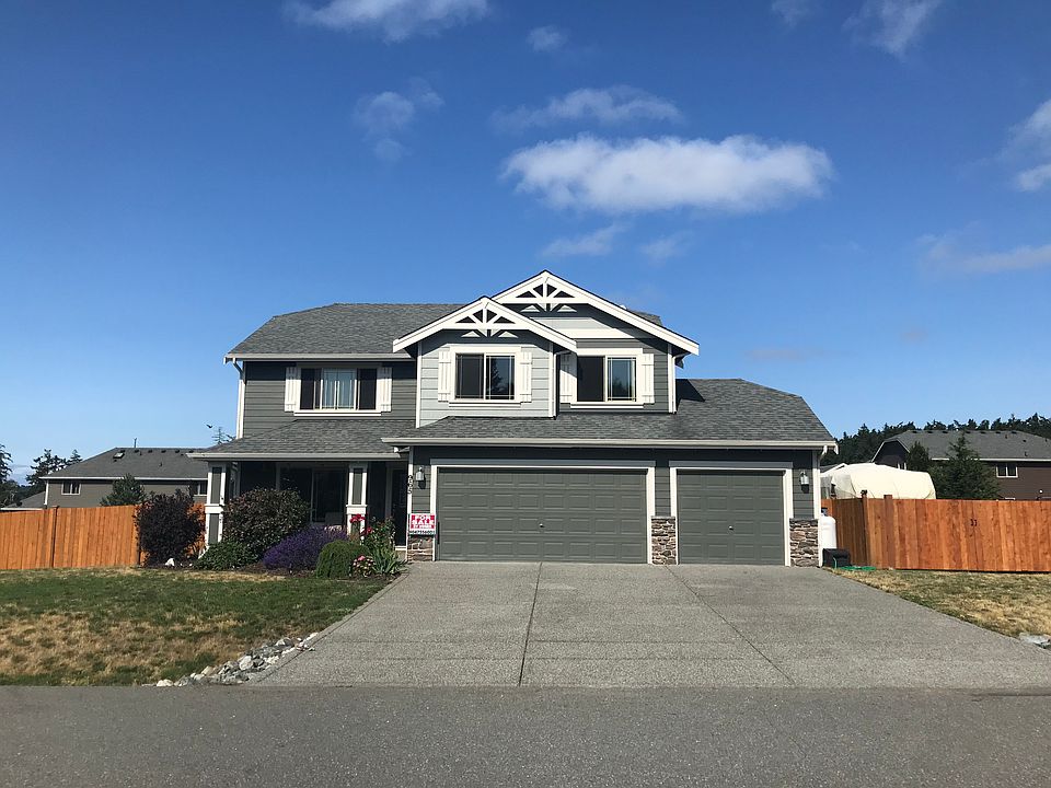 1st image of 965 Cove View Cir