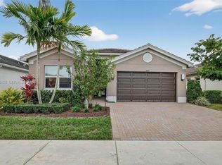 16724 SW Osprey Falls Way, Port Saint Lucie, FL 34987