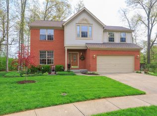 1328 Thistlewood Ct, Amelia, OH 45102