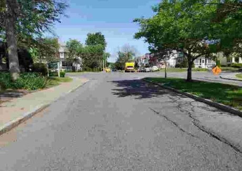 Exterior Neighborhood (street photo)