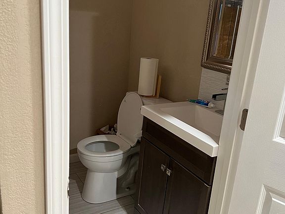 3rd image of 72 S 14th St