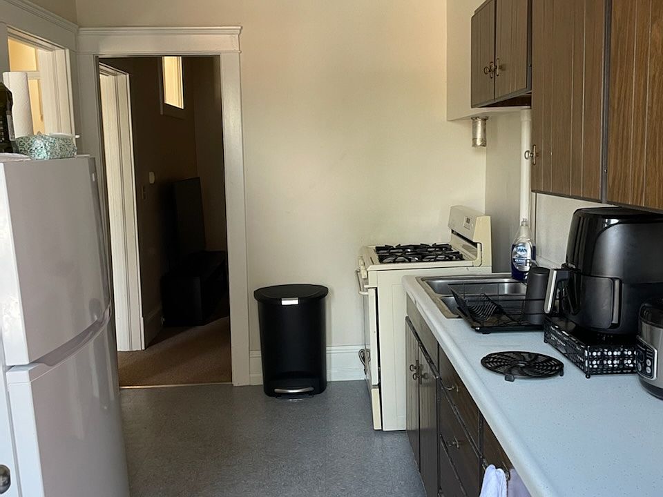 1st image of 129 E Main St #27