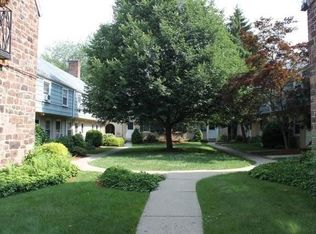 648 Beverly Rd APT D, Teaneck, NJ 07666