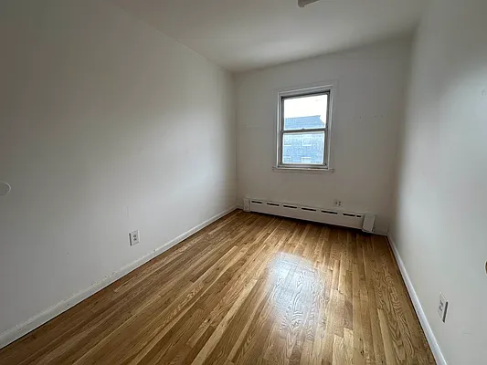 Rented by Capri Jet Realty Corp | media 13