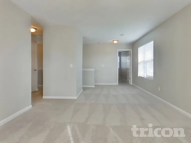 5004 Millpond Ct — Photo 18