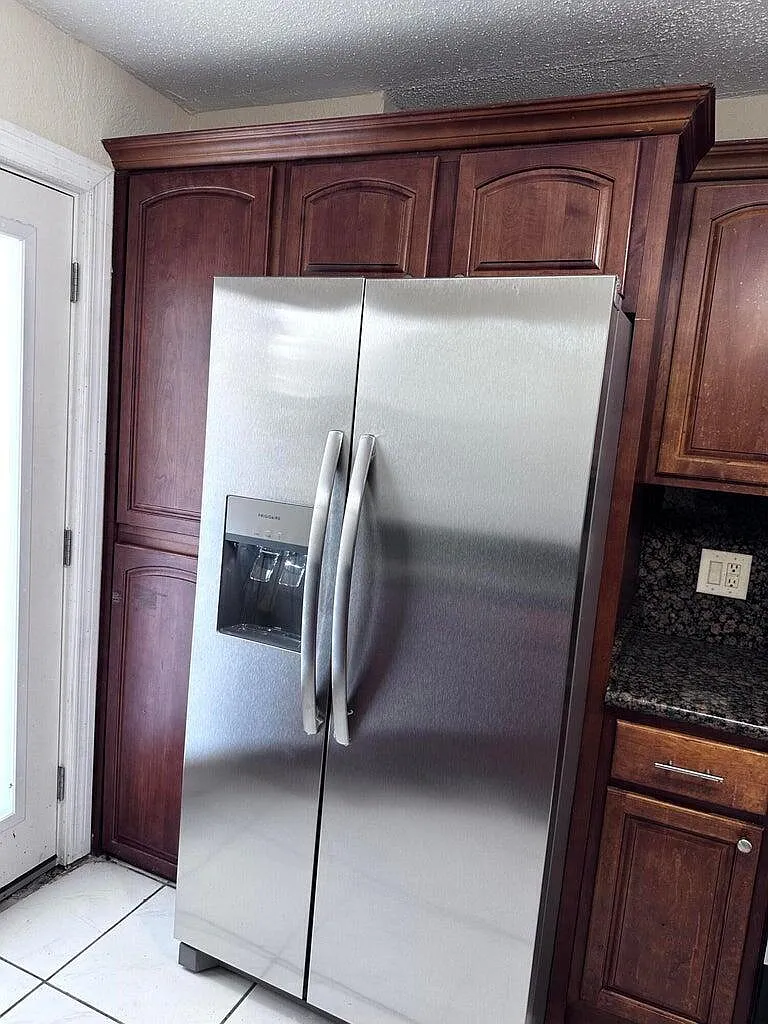 2 bed, 2.0 bath, 1320 sqft, $1,780 — Photo 3
