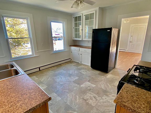 Spacious Kitchen
