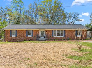 2413 Hillford Dr, Burlington, NC 27217