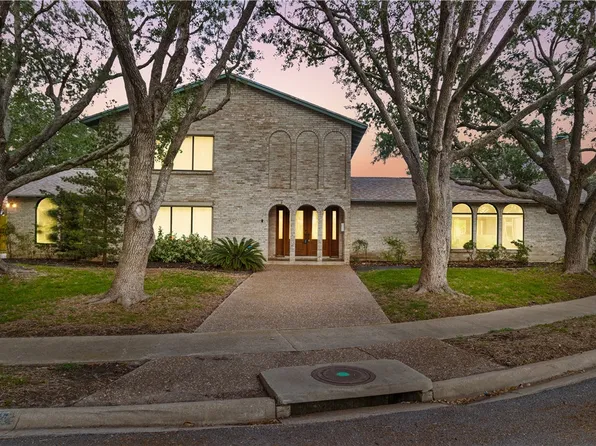 1010 Karnak Dr, Corpus Christi, TX 78412
