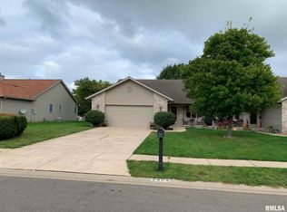 2804 Dryden Dr, Springfield, IL 62711