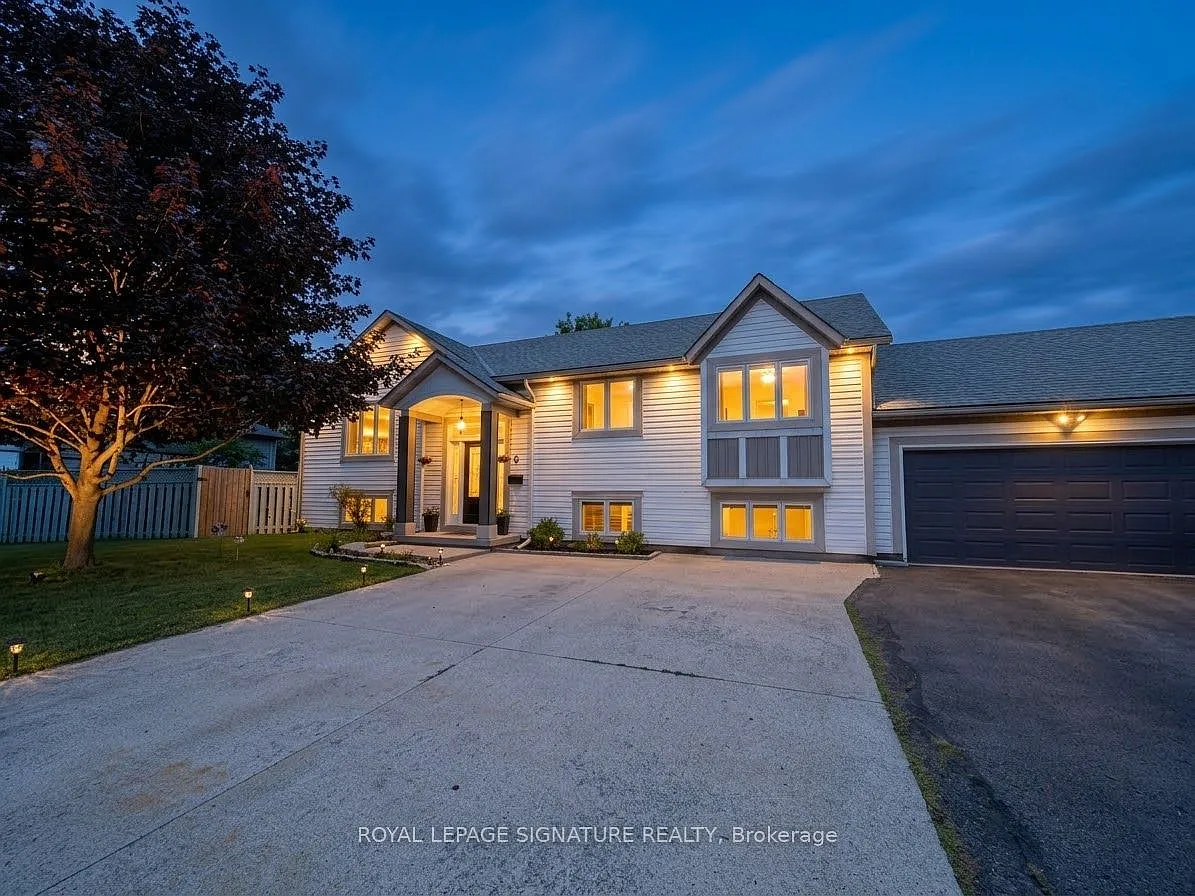 3 bed, $2,599 — Photo 2