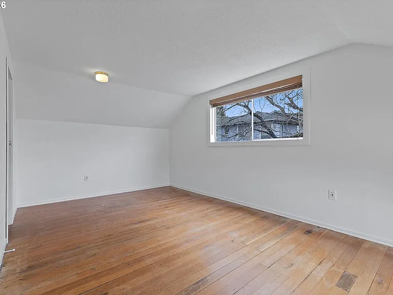4805 NE 110th Ave — Photo 30