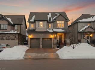 297 Thomas Slee Dr, Kitchener, ON N2P 0B7