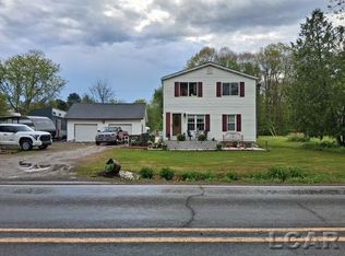 10505 Hall Rd, Whitmore Lake, MI 48189