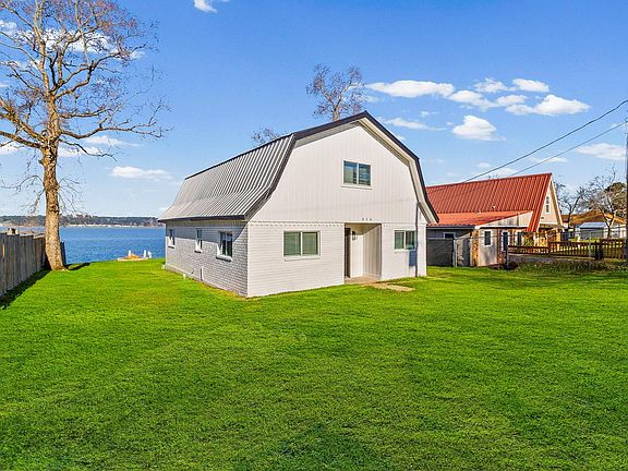 3rd image of 416 Kickapoo Dr