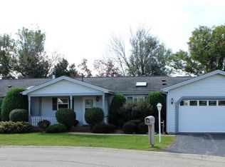 1606 Turf Ct, Grayslake, IL 60030