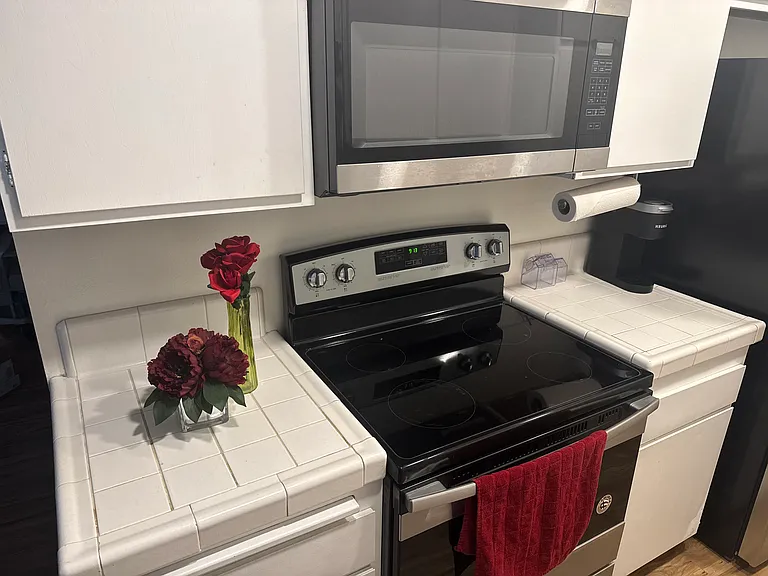 5460 White Oak Ave #C321 — Photo 5