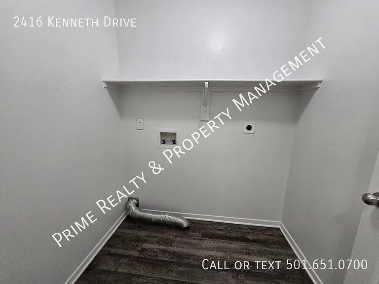 2416 Kenneth Dr — Photo 12