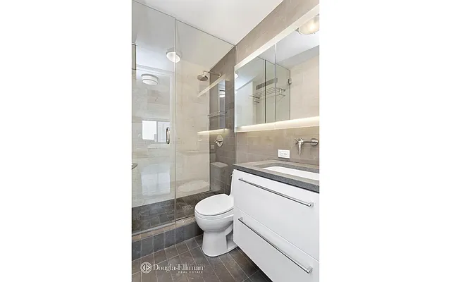 Rented by Douglas Elliman | media 29