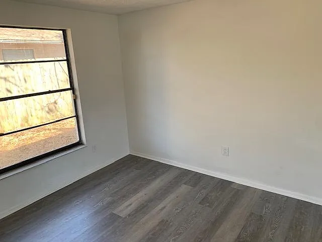 9601 Shalimar Ct — Photo 9