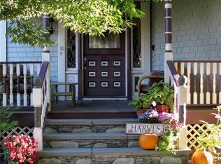 38 Rhode Island Ave APT 6, Newport, RI 02840