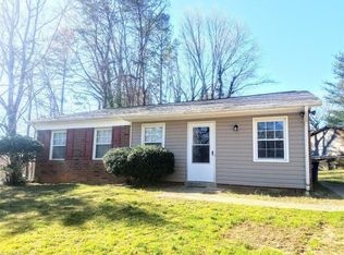 2892 Yuma Ct, Winston Salem, NC 27103