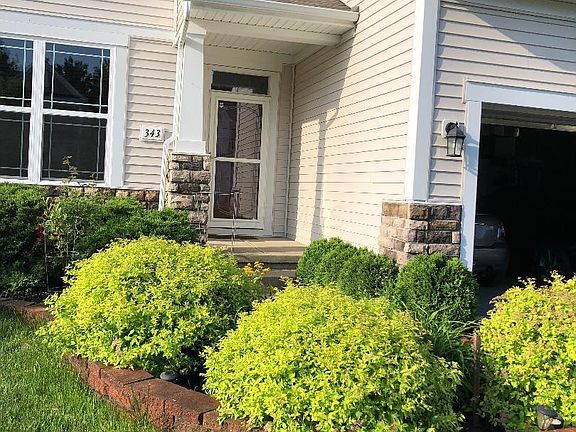 3rd image of 343 Linda Lee Ln