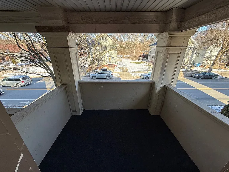 1732 Saint Paul St — Photo 16