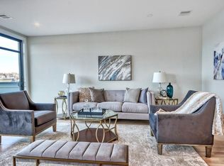 348 Chelsea St #3AA, Boston, MA 02128