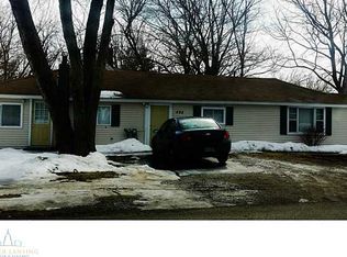 435 N Deerfield Ave, Lansing, MI 48917