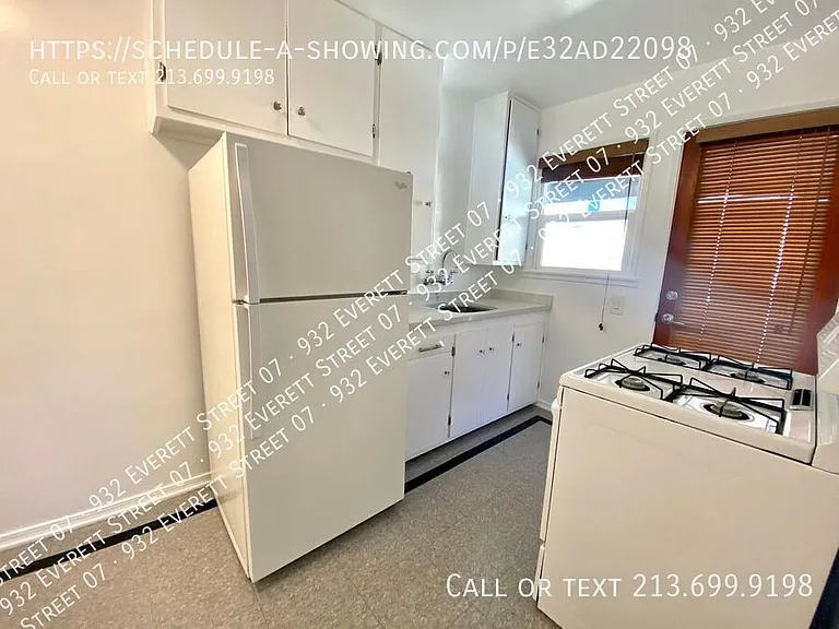 932 Everett St #7 — Photo 8