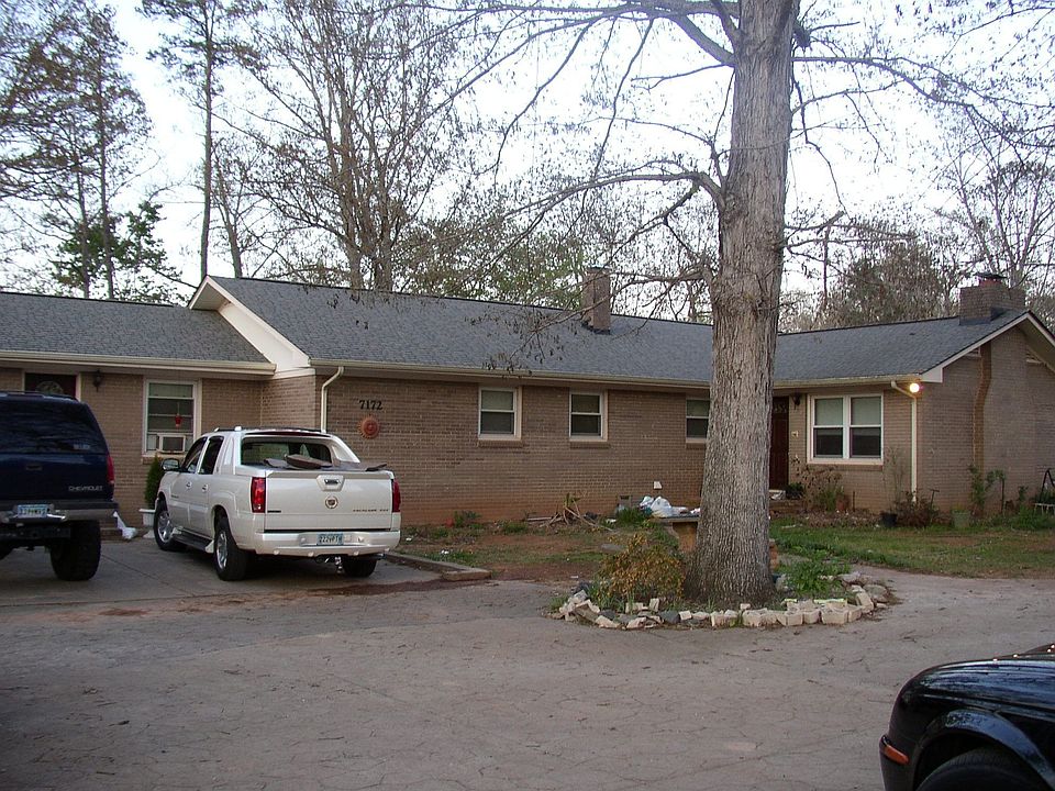 Brick Ranch w/basement