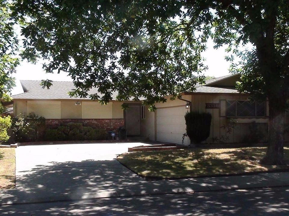 Curb appeal and well manicured landscaping.  Very nice home from the moment you arrive.
