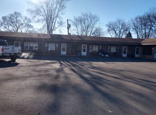 1305 33rd St APT 3, Zion, IL 60099