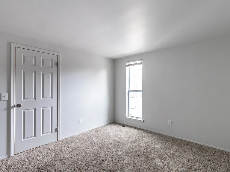 Edgemont Park Townhomes — Photo 20