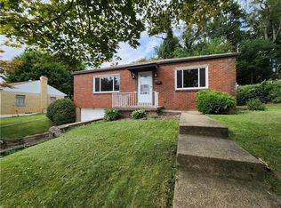 12399 Herold Dr, North Huntingdon, PA 15642