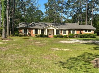 1300 S Hutchinson Ave, Adel, GA 31620